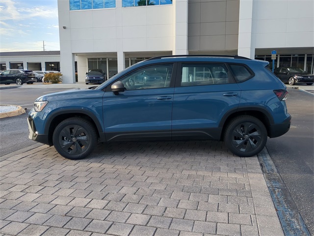 2025 Volkswagen Taos S photo 4