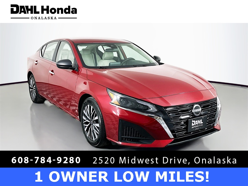 2025 Nissan Altima SV's photo