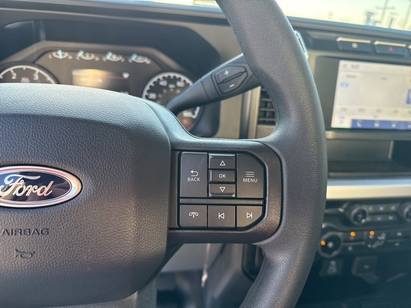 2024 Ford F-600 photo 19