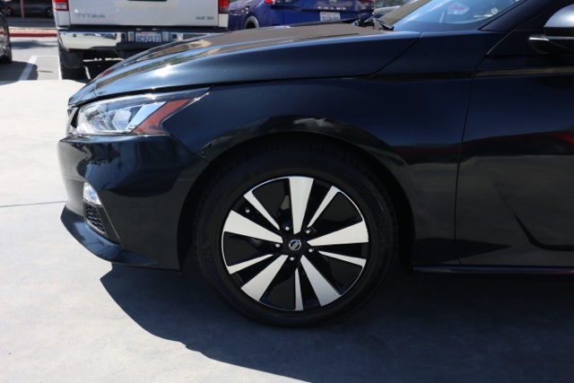 2021 Nissan Altima 2.5 SV photo 10