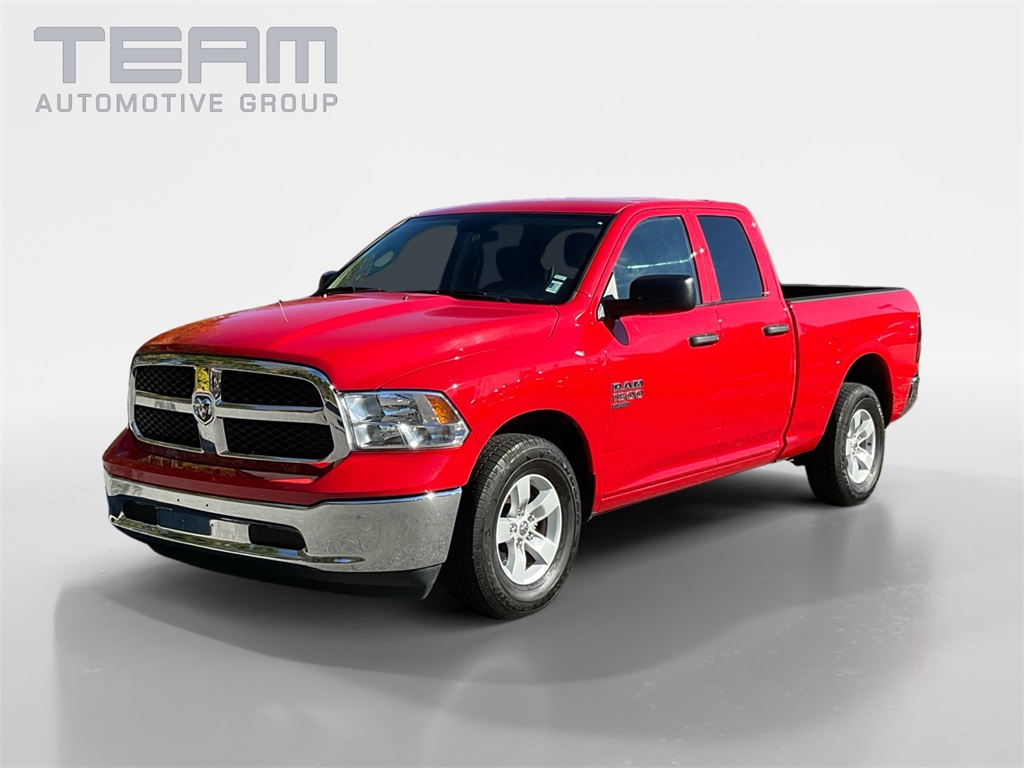 2024 Ram 1500 Classic SLT photo 3