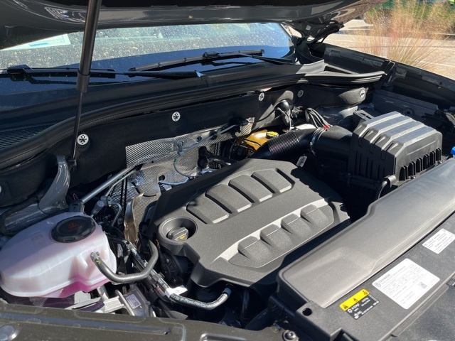 2025 Volkswagen Atlas Peak Edition SE photo 25