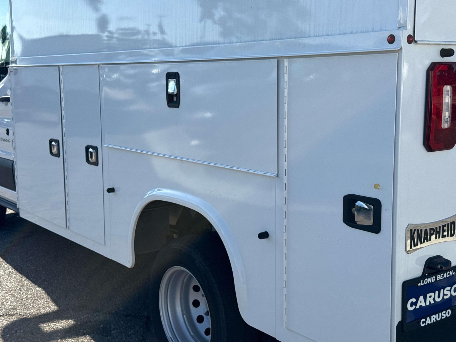 2023 Ford Transit Chassis Cutaway photo 4