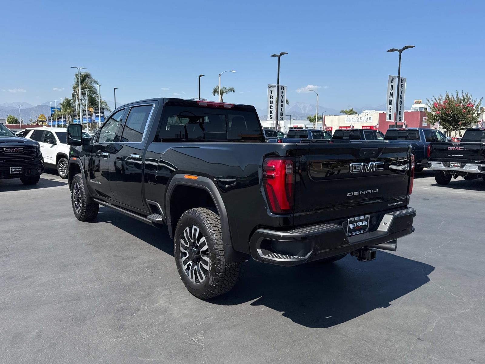 2025 Gmc Sierra 2500 HD Denali Ultimate photo 6