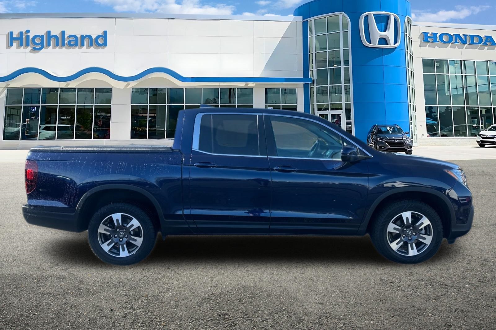 2019 Honda Ridgeline RTL photo 4
