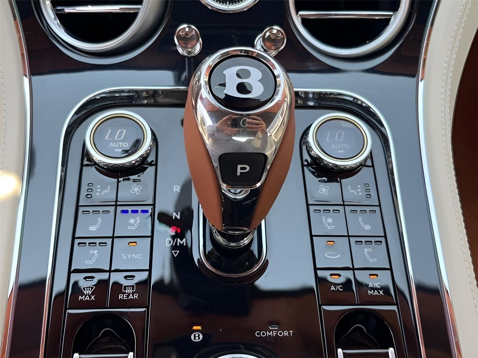 2024 Bentley Continental GT Mulliner V8 photo 19