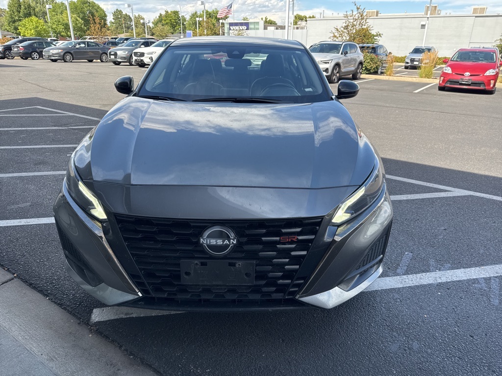 2023 Nissan Altima 2.5 SR photo 2