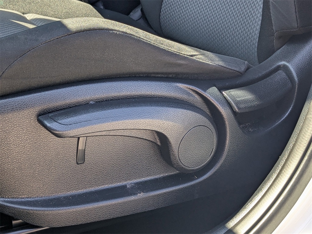 2022 Kia Soul LX S X-Line photo 15