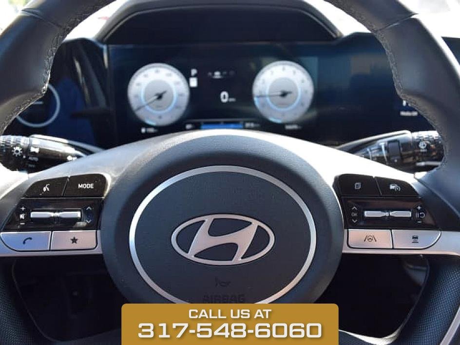 2024 Hyundai Elantra Limited photo 21