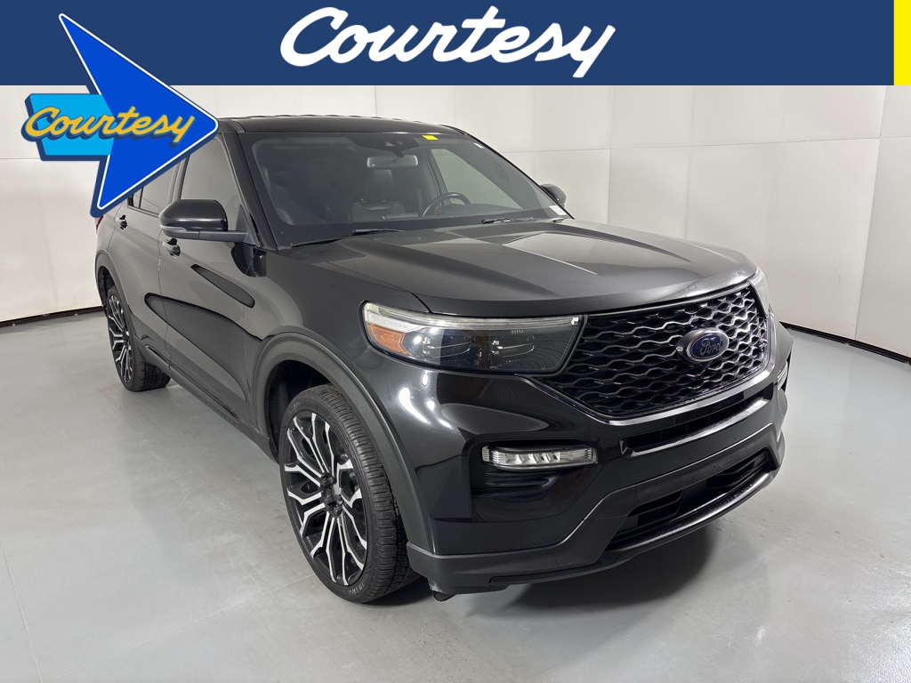 2021 Ford Explorer ST's photo