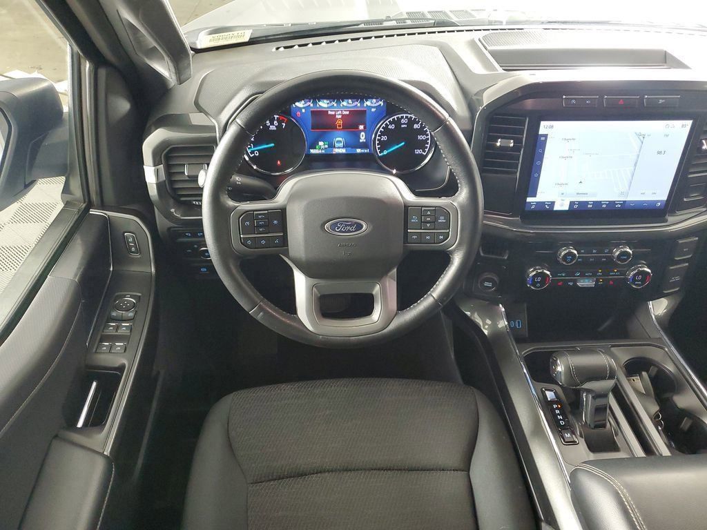 2021 Ford F-150 XLT photo 12