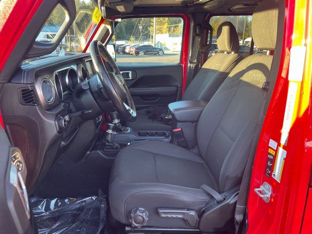 2020 Jeep Wrangler Unlimited Sahara photo 2