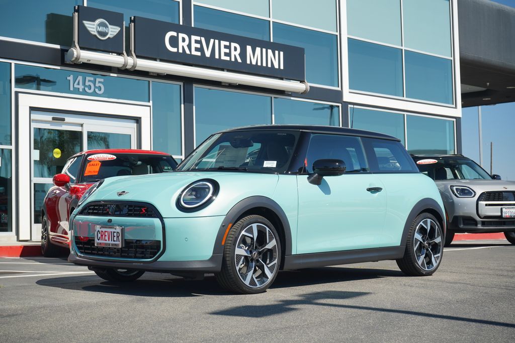 2026 MINI Hardtop 2 Door S's photo