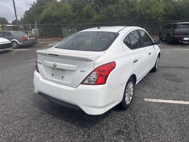 2018 Nissan Versa 1.6 SV photo 5