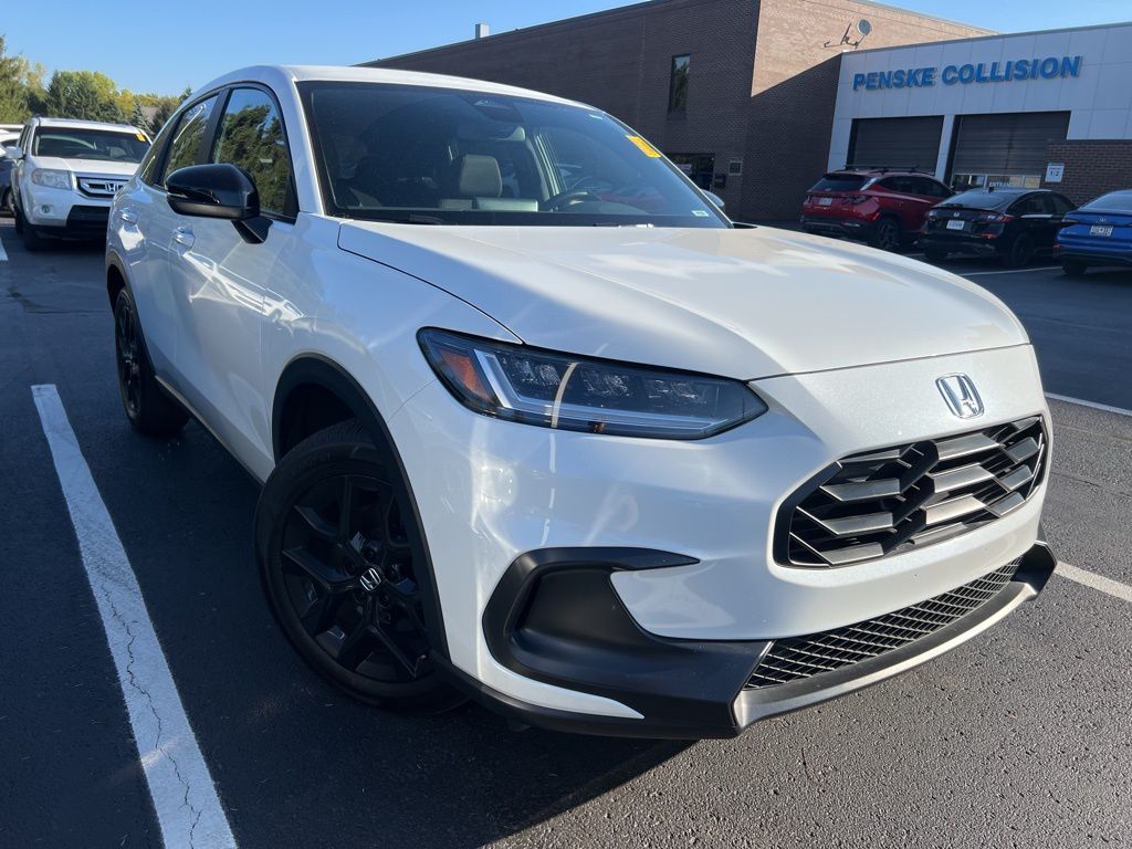 2024 Honda HR-V Sport photo 3