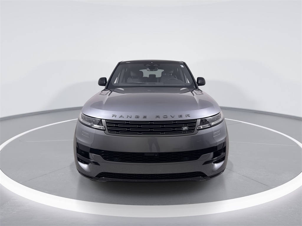 2025 Land Rover Range Rover Sport SE photo 3