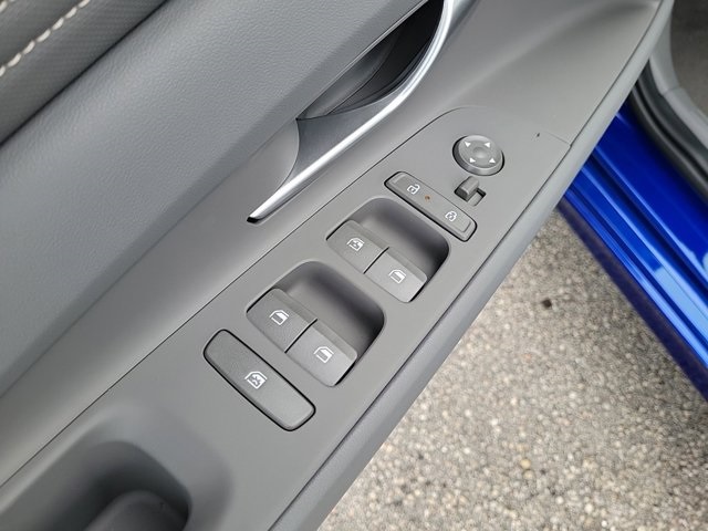 2025 Hyundai Elantra SEL Convenience photo 15