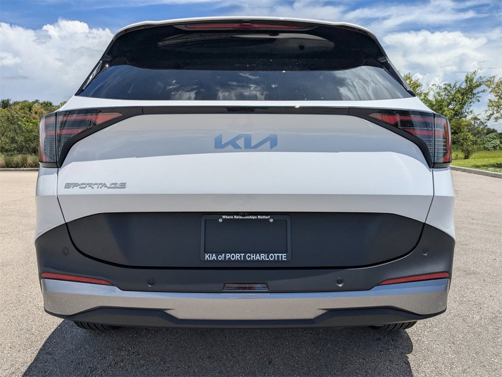 2026 Kia Sportage EX photo 3
