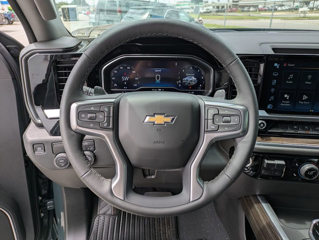 2025 Chevrolet Silverado 1500 LT photo 15