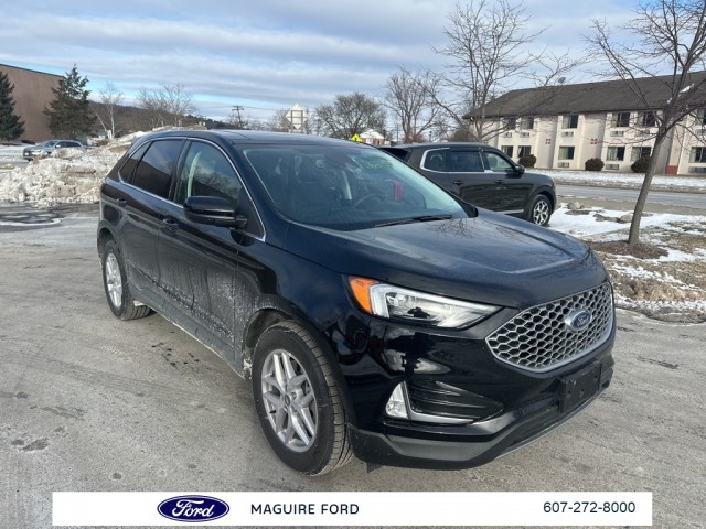 2024 Ford Edge SEL's photo