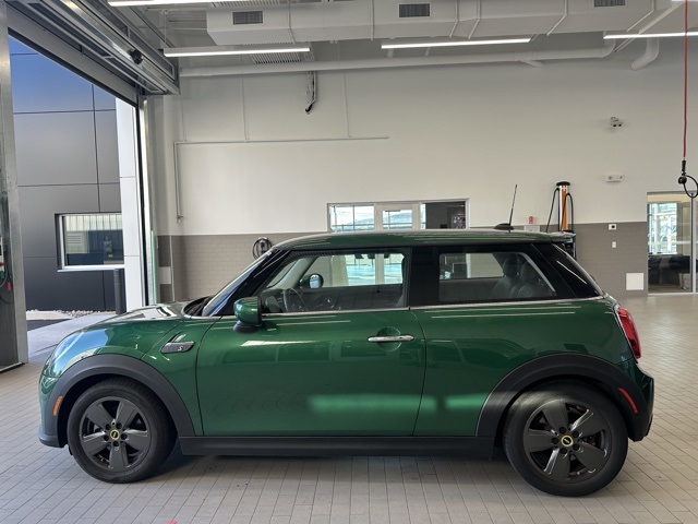 2022 Mini Cooper SE Signature photo 6