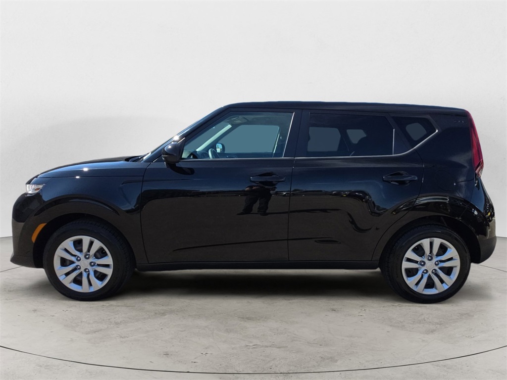 2020 Kia Soul LX photo 2