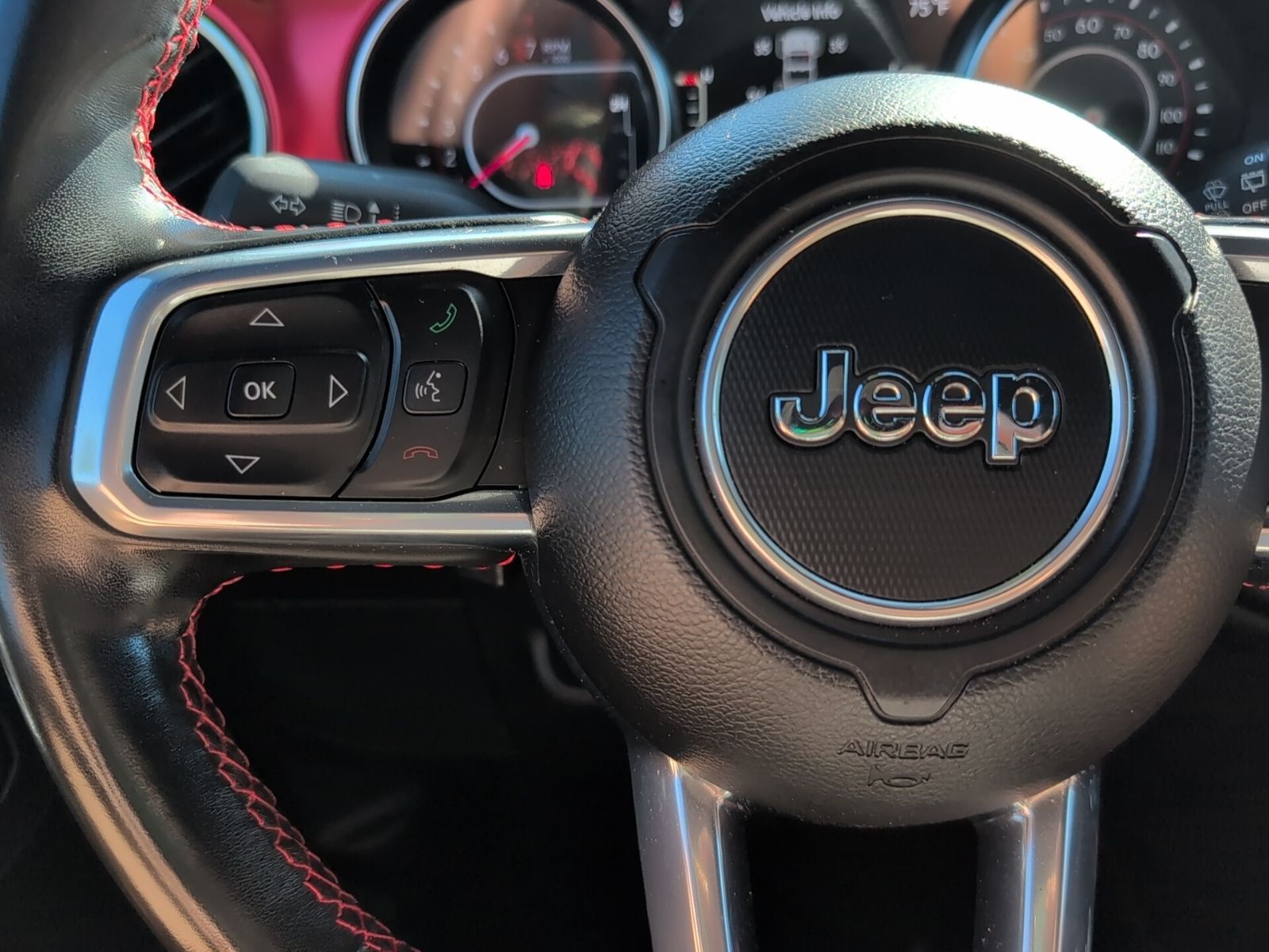 2022 Jeep Wrangler Unlimited Rubicon photo 3