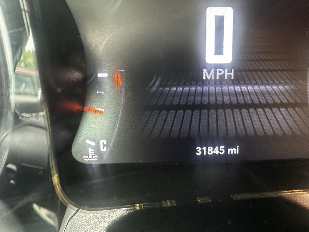 2021 Dodge Challenger SXT photo 6