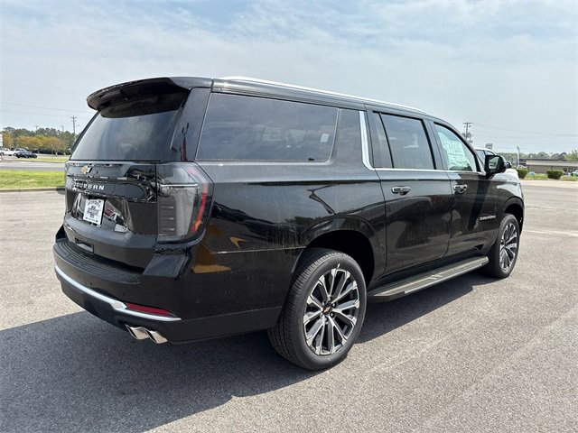 2025 Chevrolet Suburban High Country photo 5