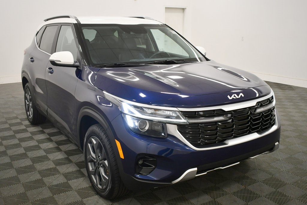 2024 Kia Seltos S photo 6