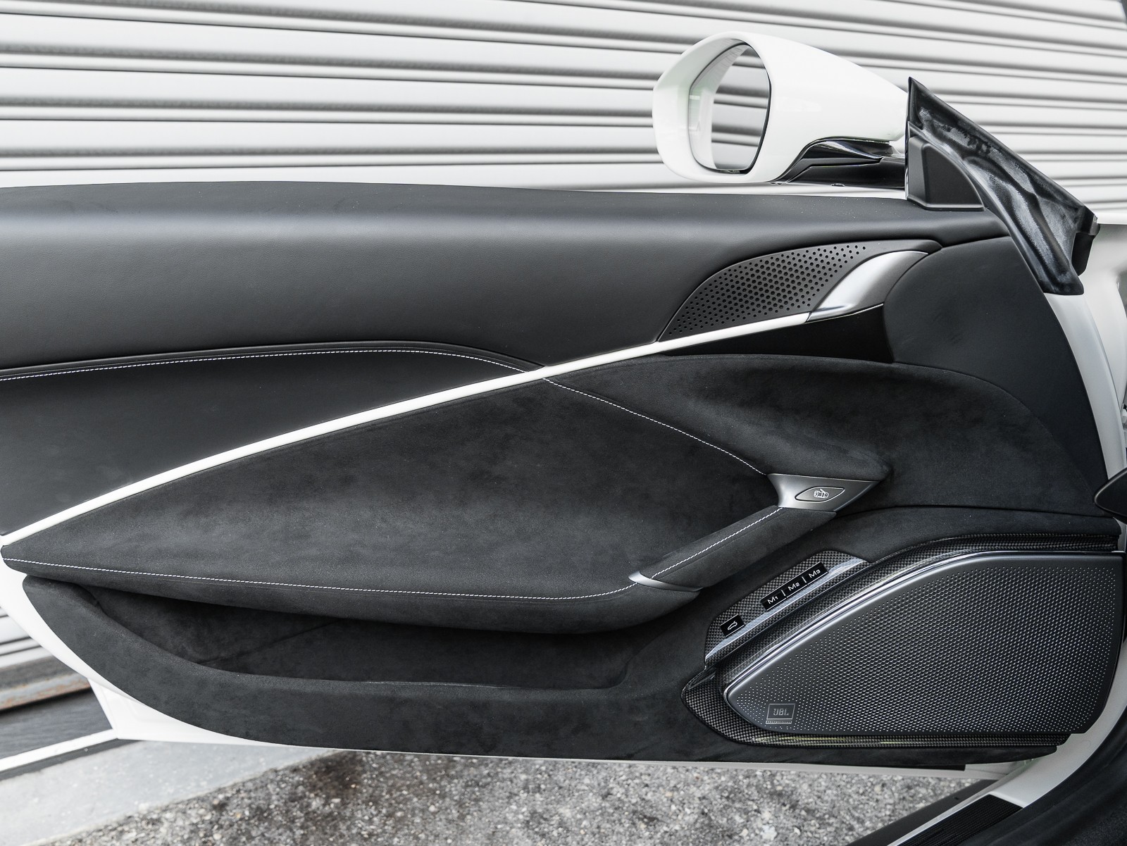 2024 Ferrari Roma Spider photo 45