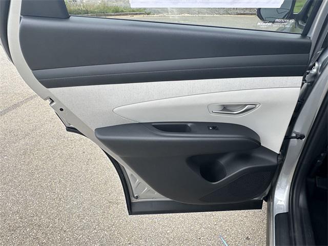 2025 Hyundai Tucson SEL Convenience photo 18