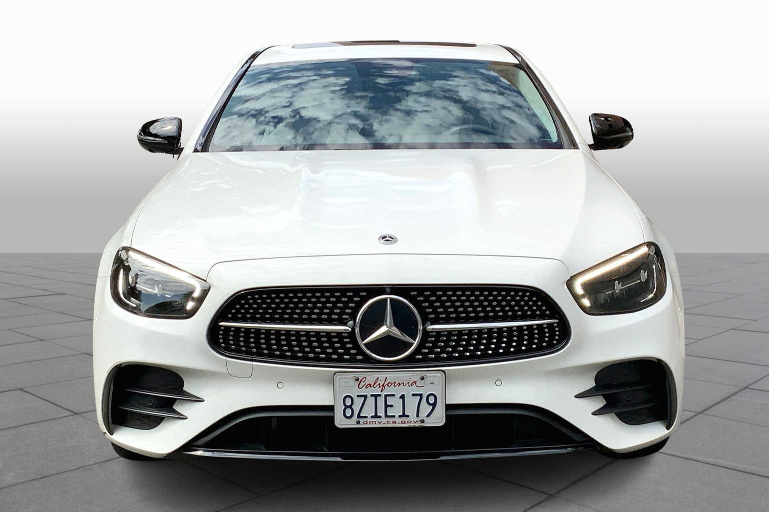 2022 Mercedes Benz E 350 photo 3