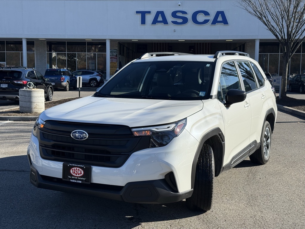 2025 Subaru Forester Base's photo