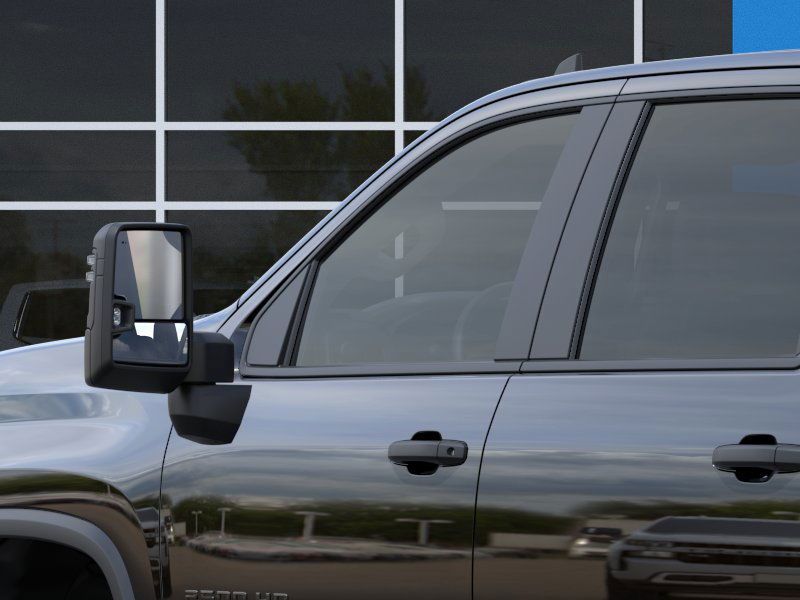 2026 Chevrolet Silverado 2500HD Custom photo 12
