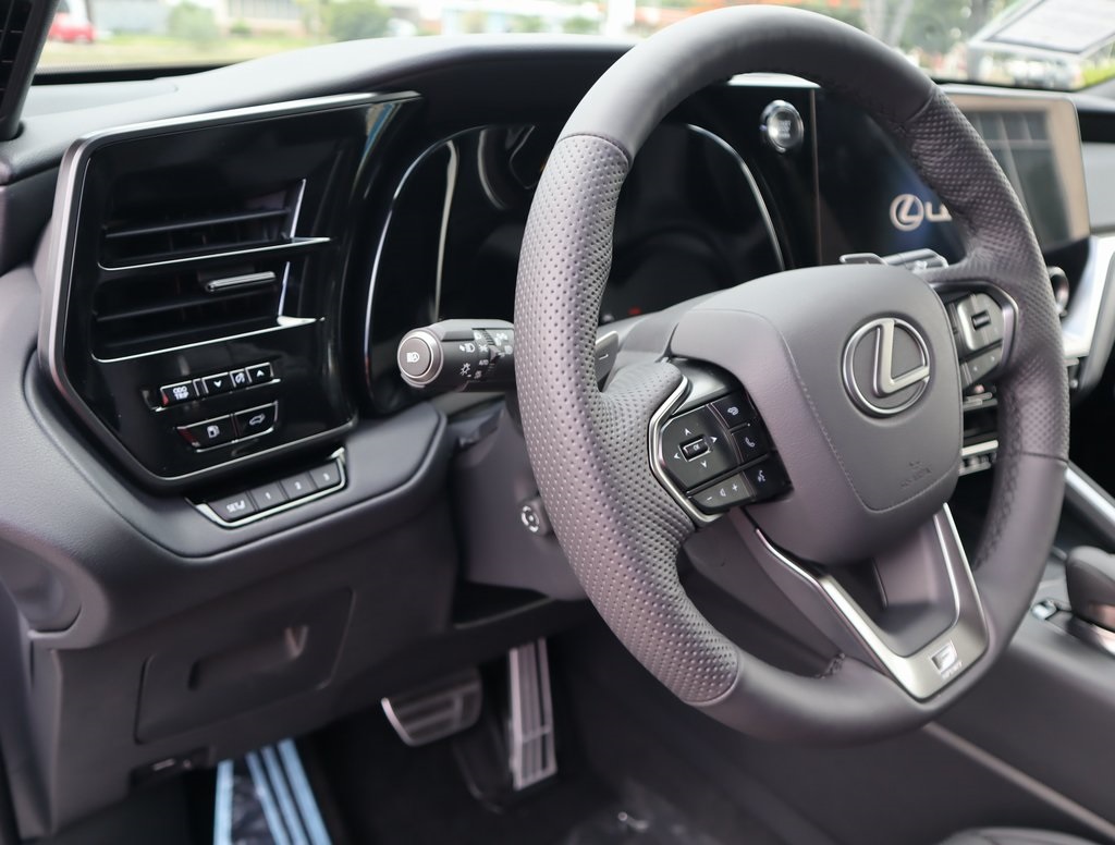 2025 Lexus TX 350 photo 25