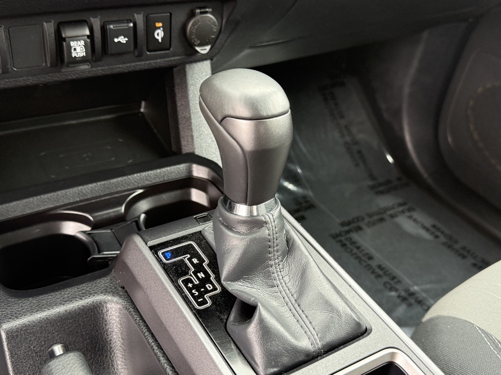 2023 Toyota Tacoma TRD Sport photo 23
