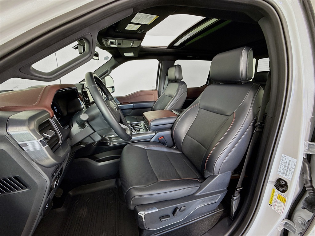 2023 Ford F-150 Lariat photo 4