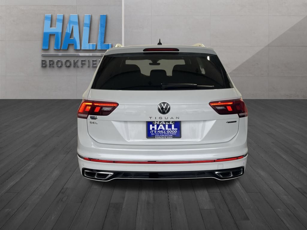 2024 Volkswagen Tiguan SEL R-Line Black photo 4