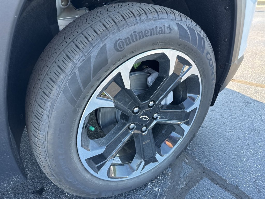 2026 Chevrolet Equinox LT photo 6