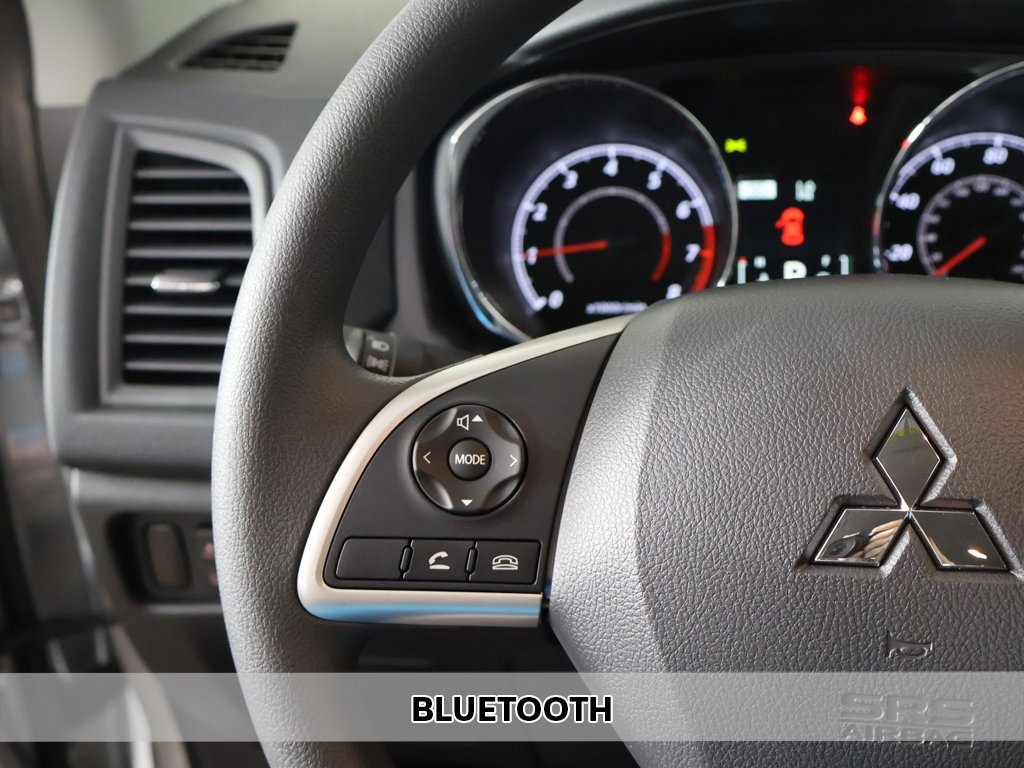 2025 Mitsubishi Outlander Sport S photo 4