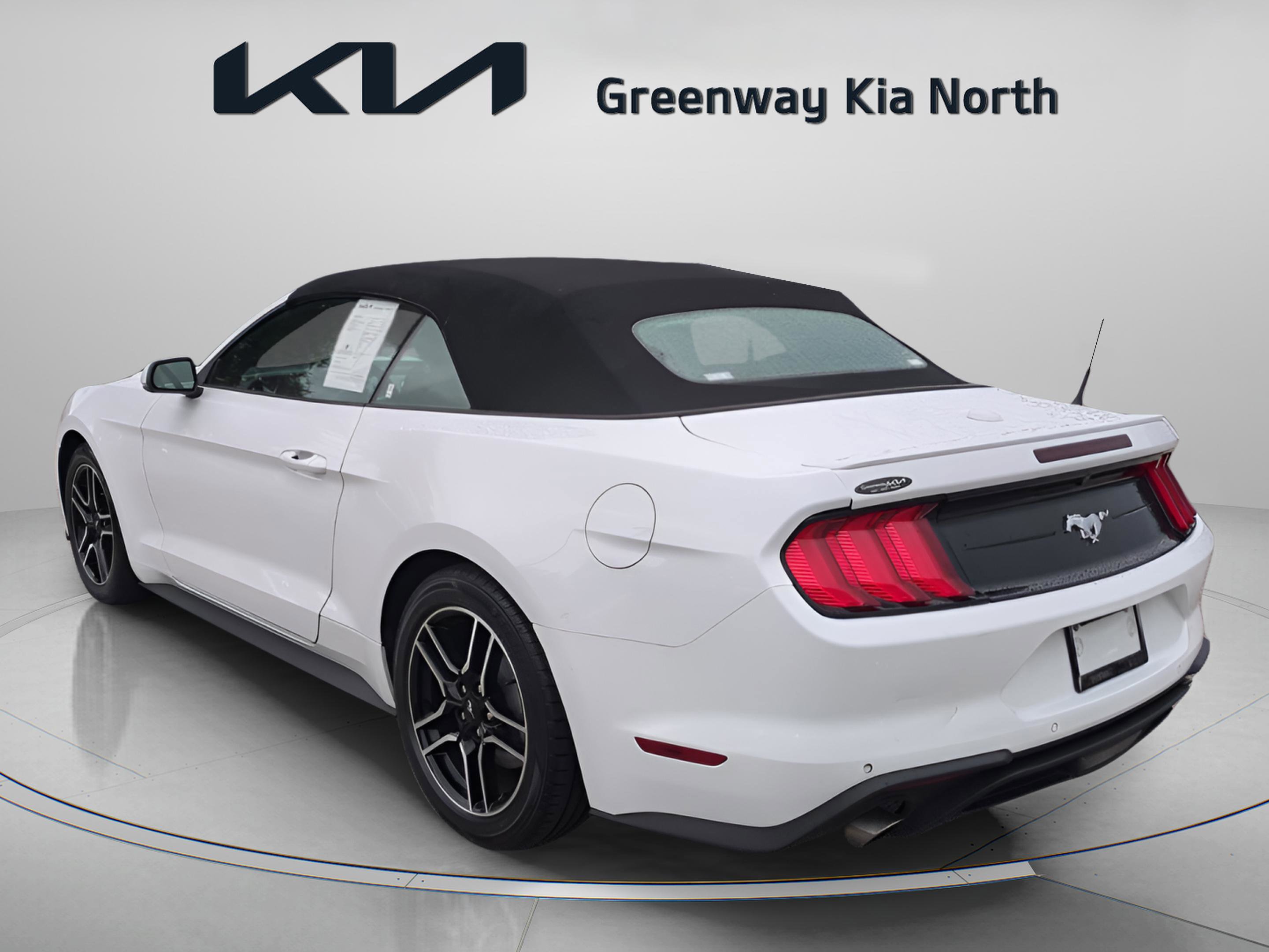 2022 Ford Mustang EcoBoost Premium photo 5