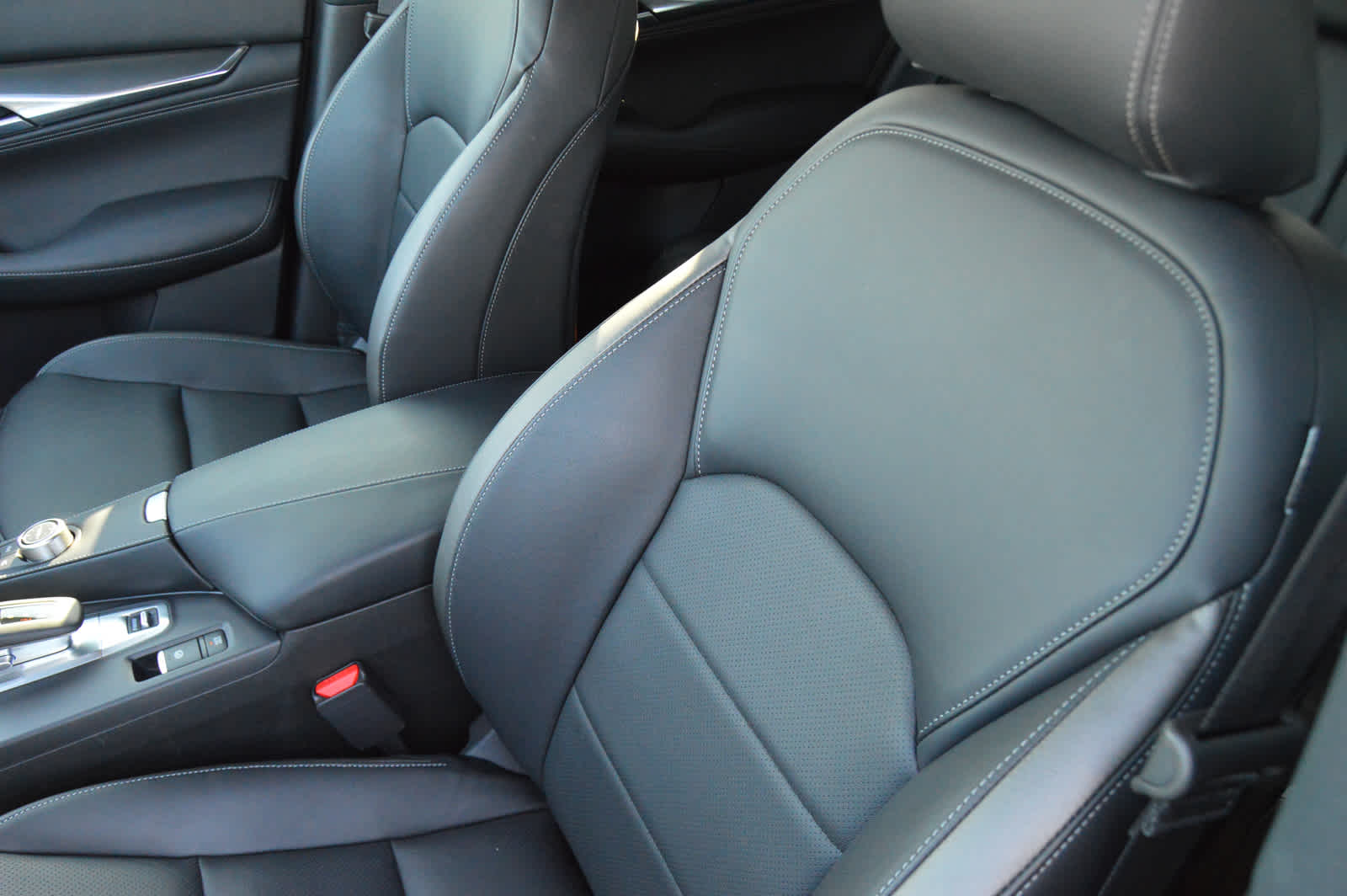 2025 Infiniti QX55 Luxe photo 9