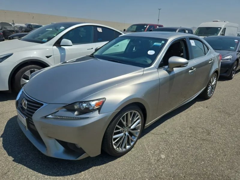 2014 Lexus IS 250 photo 2