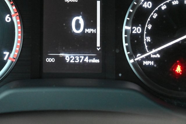 2020 Lexus GX 460 photo 24