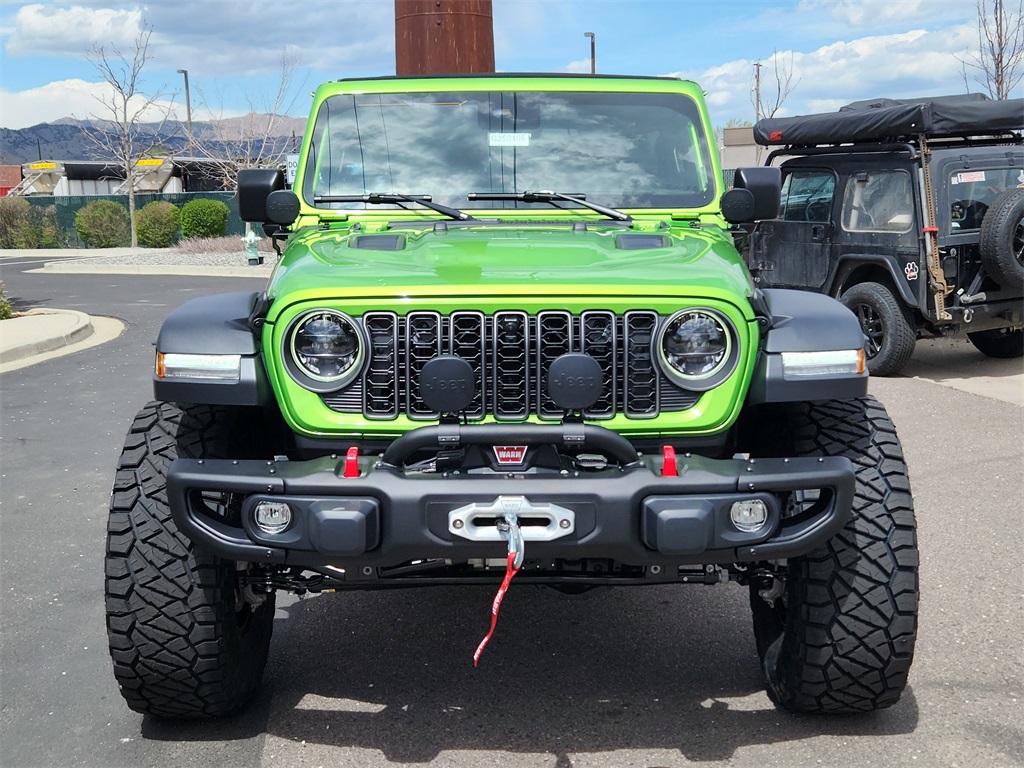 2025 Jeep Wrangler Rubicon photo 2