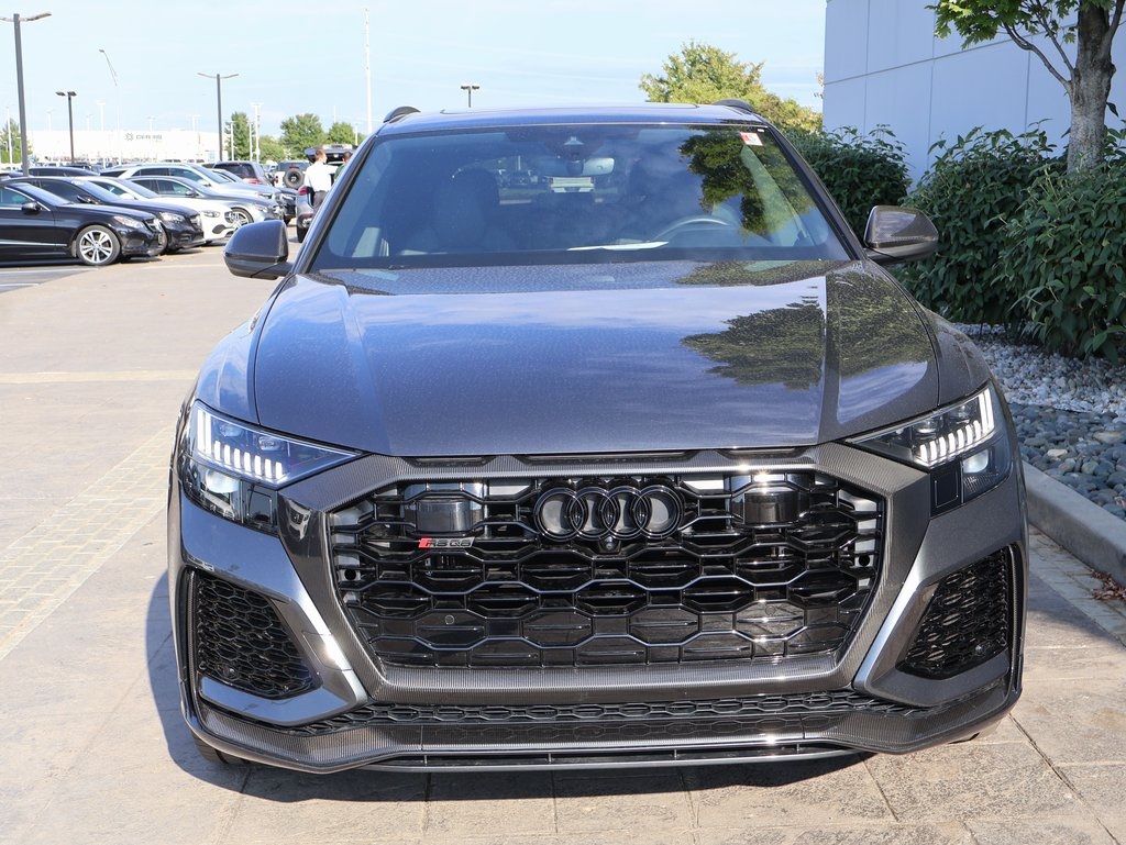 2023 Audi RS Q8 photo 3