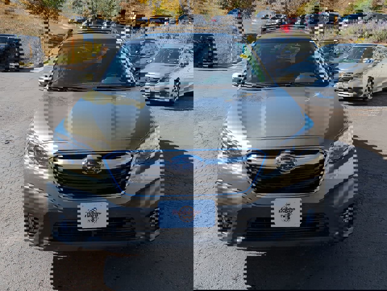 2022 Subaru Outback Premium photo 2