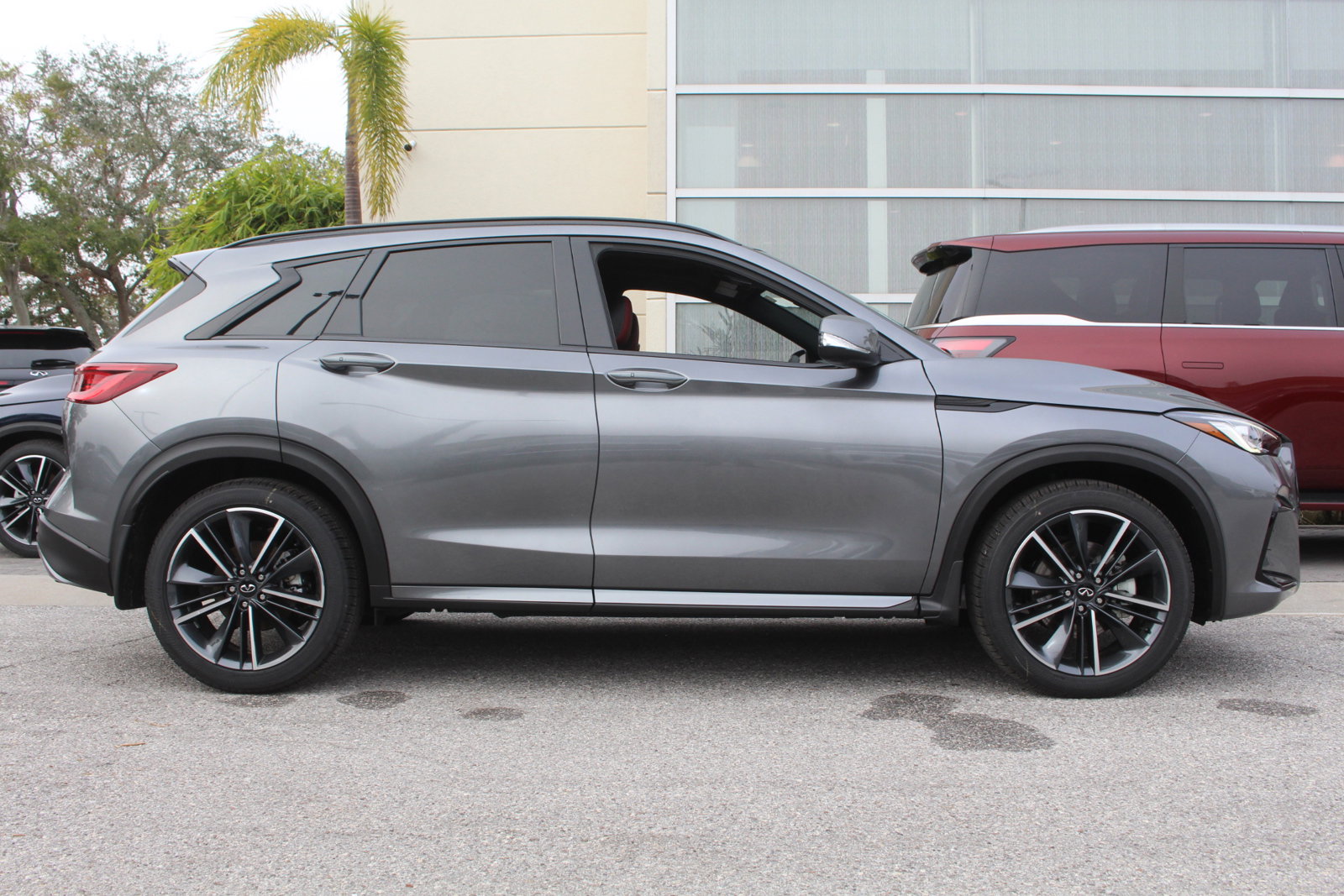 2025 Infiniti QX50 SPORT photo 6