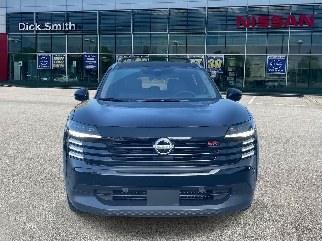 2026 Nissan Kicks SR photo 2